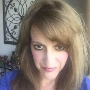 Meet your Posher, Joani